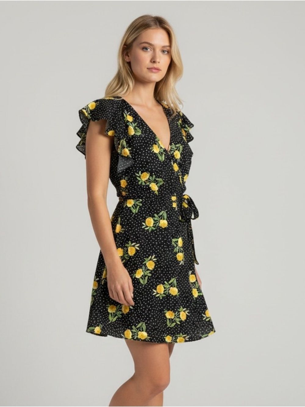 Hint of Blush Black Floral Short Sleeve Dress Large